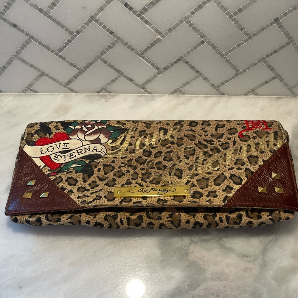 Ed Hardy, Clutch/Wristlet